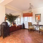 Nv Luxury Willa Kyparissia