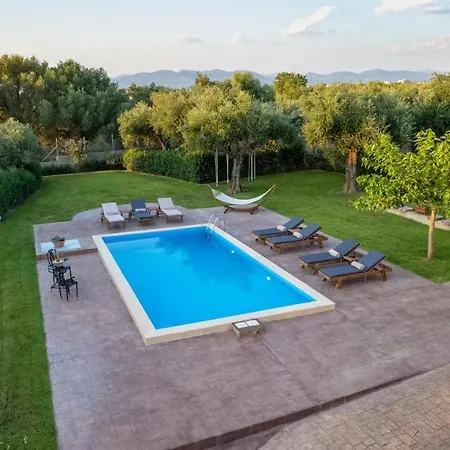 Nv Luxury * Κυπαρισσία