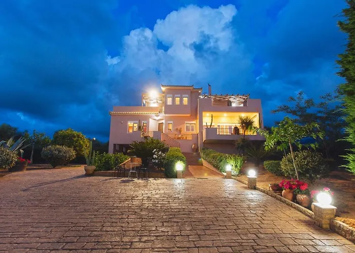 Nv Luxury Villa Kyparissia